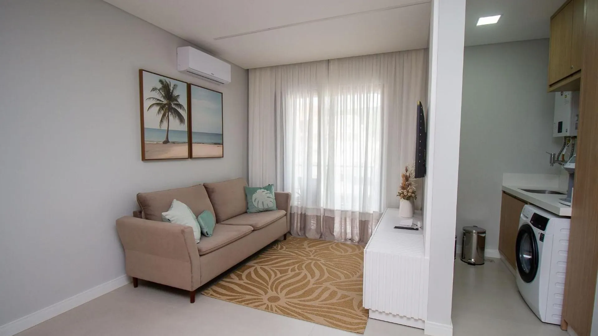 007A - Apartamento A Poucos Metros Do Mar Bombinhas