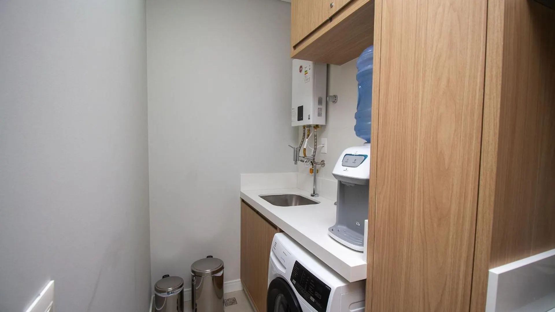 007A - Apartamento A Poucos Metros Do Mar Bombinhas